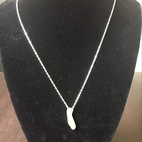 Silver California Necklace - Picture 2 of 2